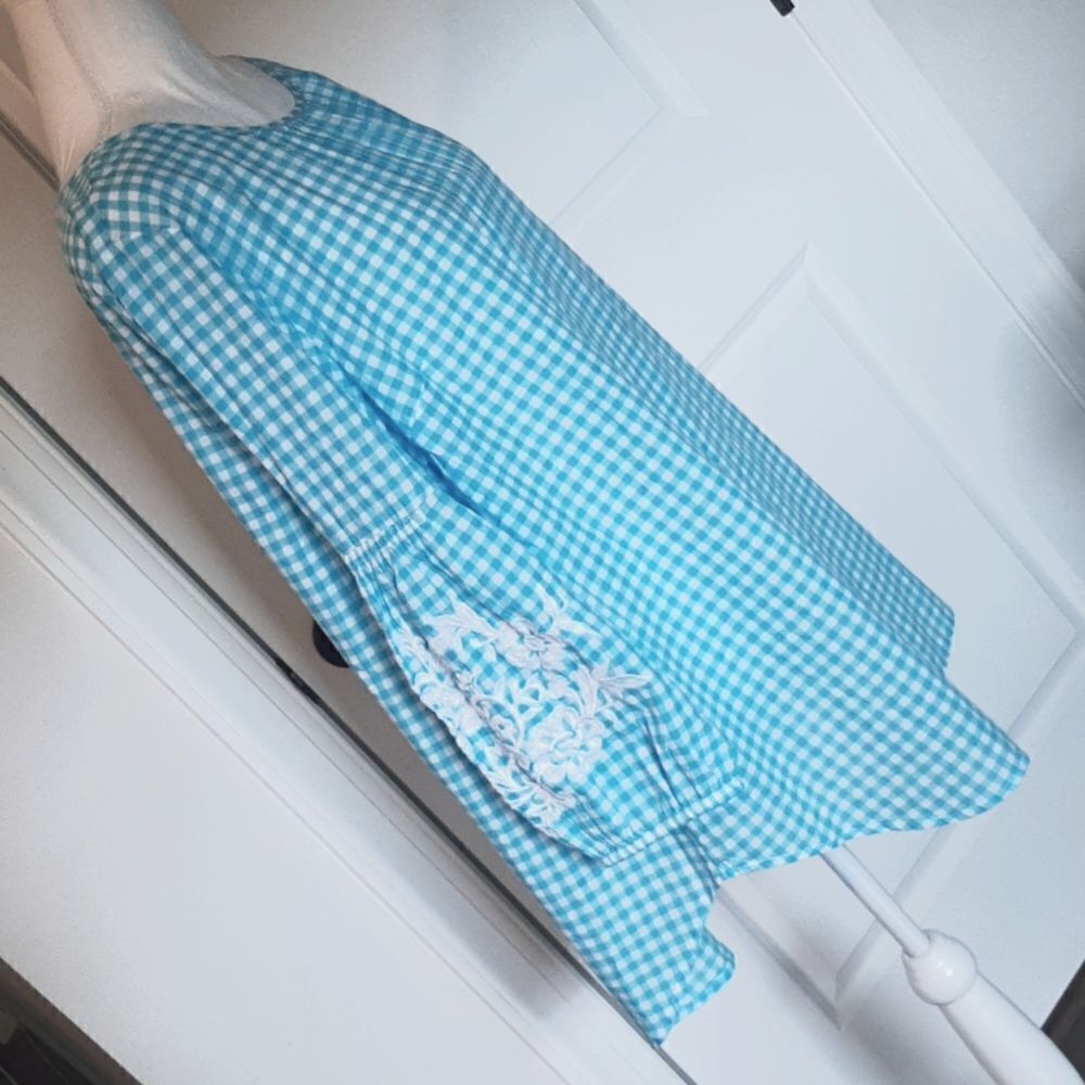 Crown & Ivy Blue and White Peasent Blouse NWT